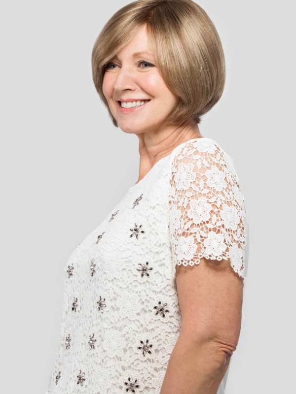 Crystal. Designer: Trendco; Type: Human hair; Length: Bob.