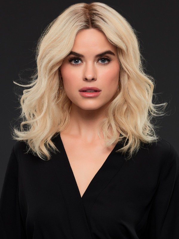 Margot. Designer: Jon Renau; Type: Human hair; Length: Shoulder.